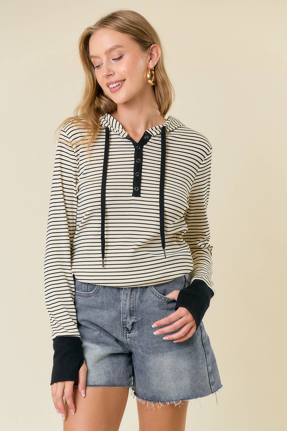 STRIPE LONG SLEEVE HENLEY HOOD